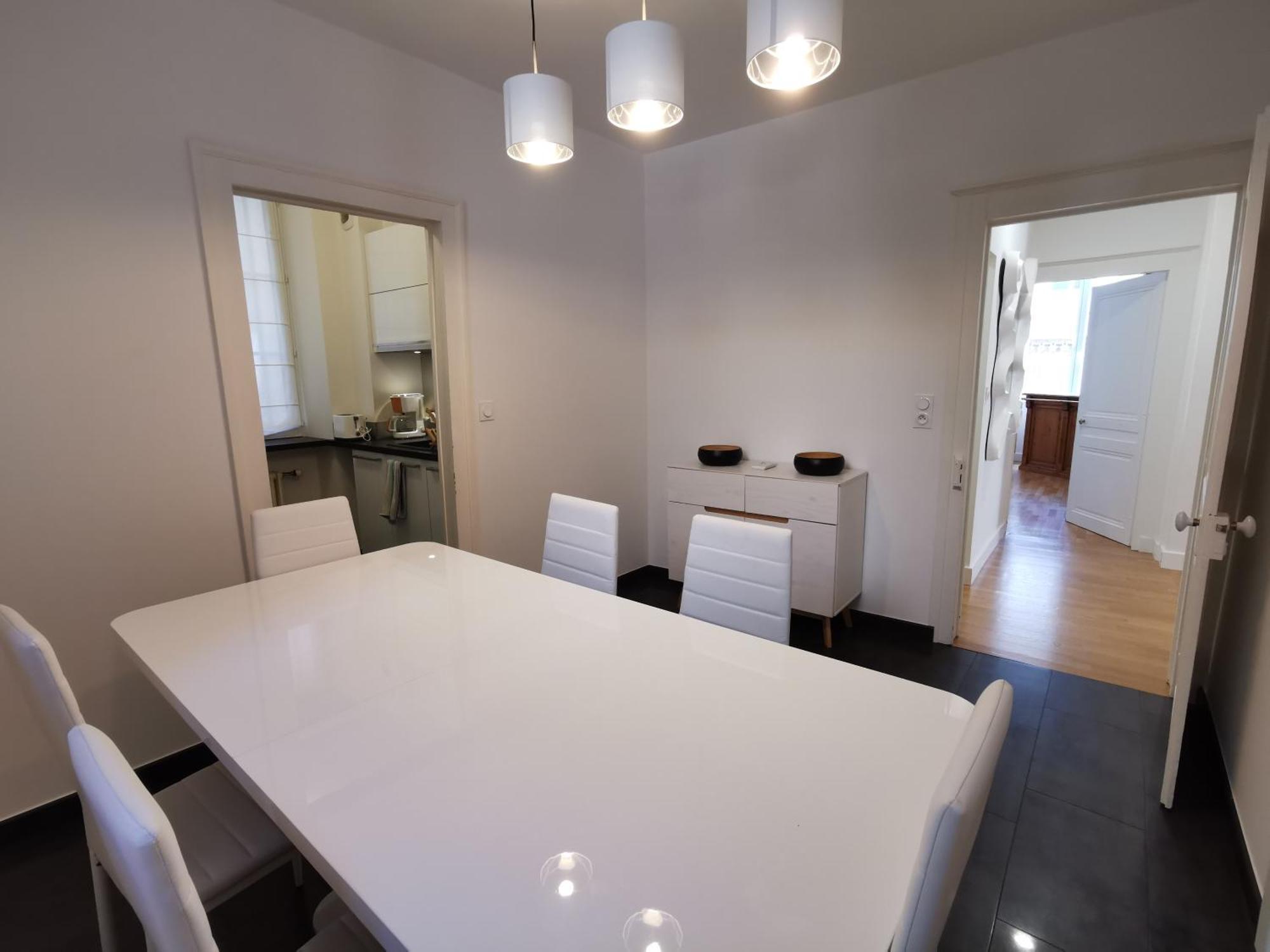 Appartement 3 Chambres Au Coeur Du Jura, Ideal Famille Salins-les-Bains Exteriér fotografie