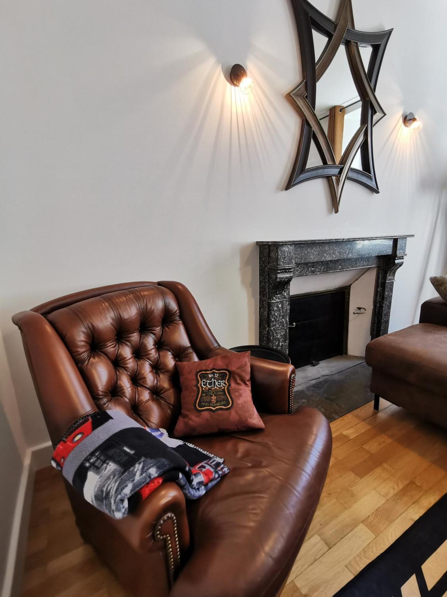 Appartement 3 Chambres Au Coeur Du Jura, Ideal Famille Salins-les-Bains Exteriér fotografie
