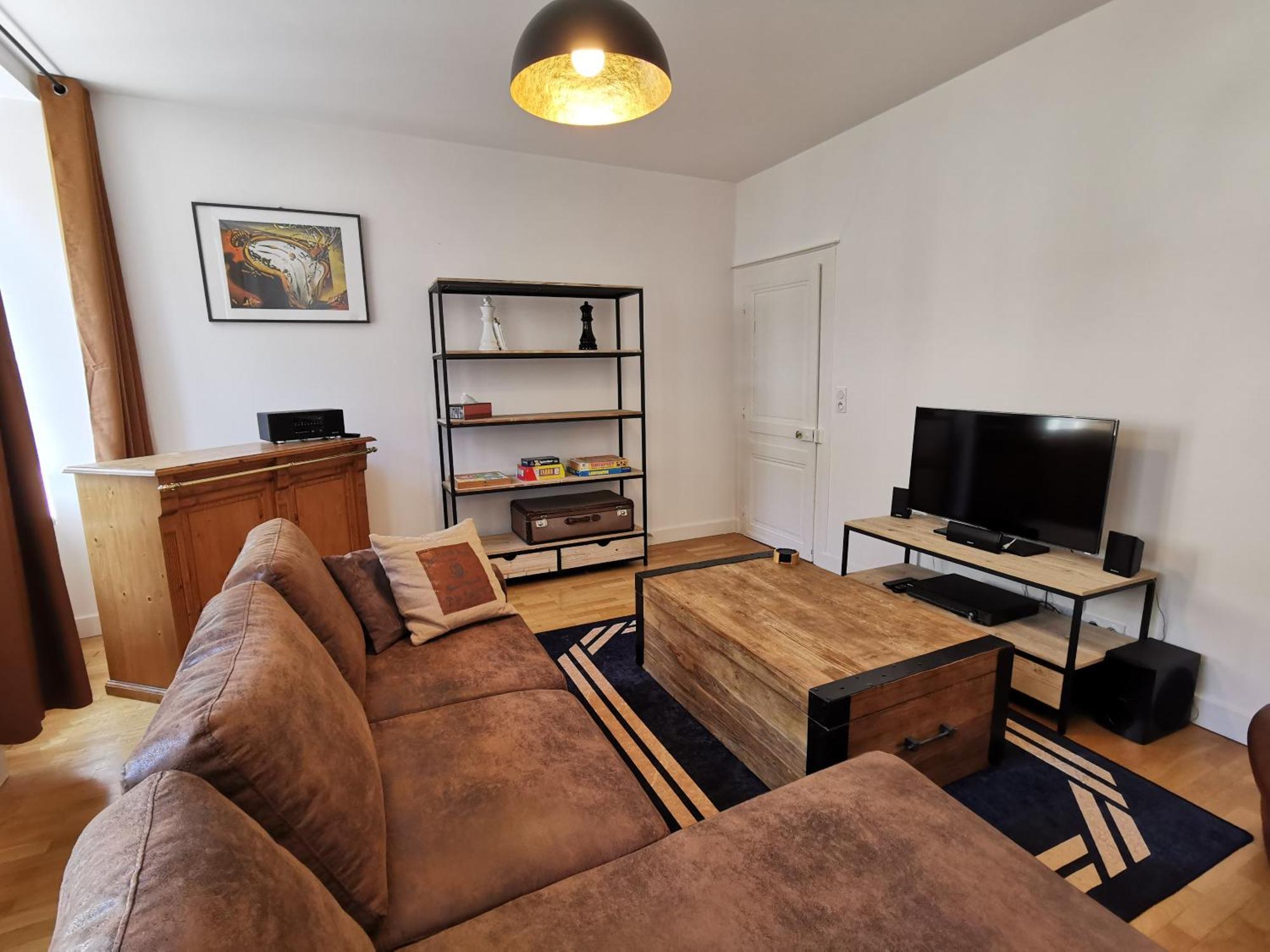 Appartement 3 Chambres Au Coeur Du Jura, Ideal Famille Salins-les-Bains Exteriér fotografie
